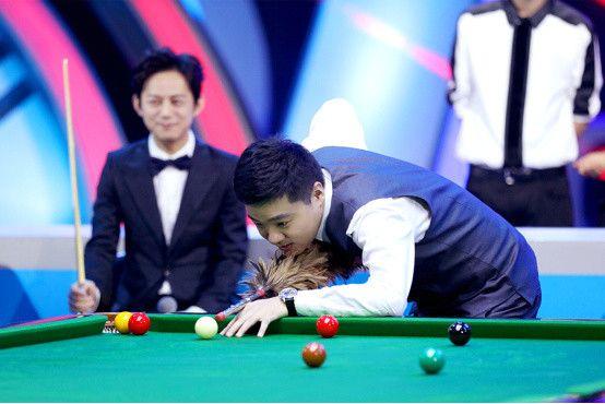 阿莫林：点球判罚前我们掌控了比赛 齐尔克泽在比赛中取得很大进步