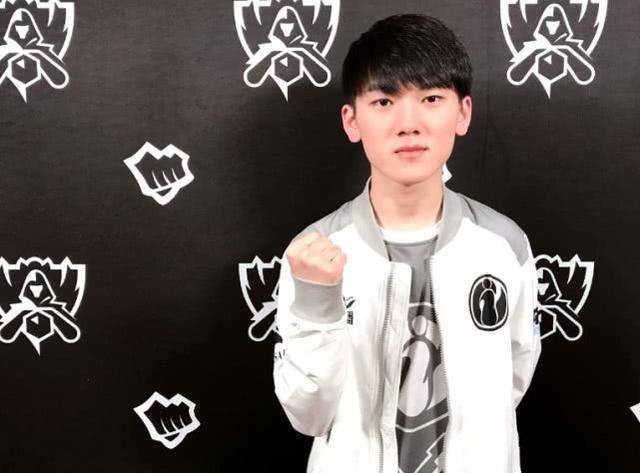 在半场取得 在半场取得