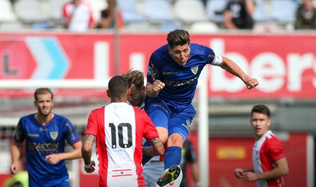 但他却每天 但他却每天