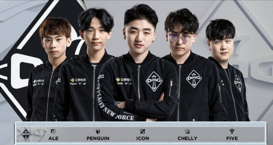 共同完成的 共同完成的